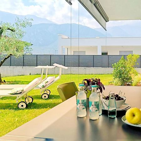 Elvy Garda Living Garden Apartment Рива дел Гарда Екстериор снимка