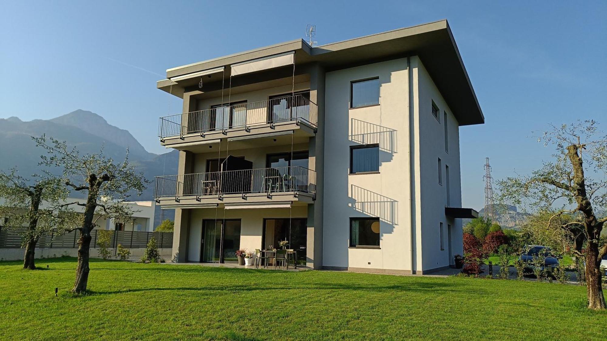Elvy Garda Living Garden Apartment Рива дел Гарда Екстериор снимка