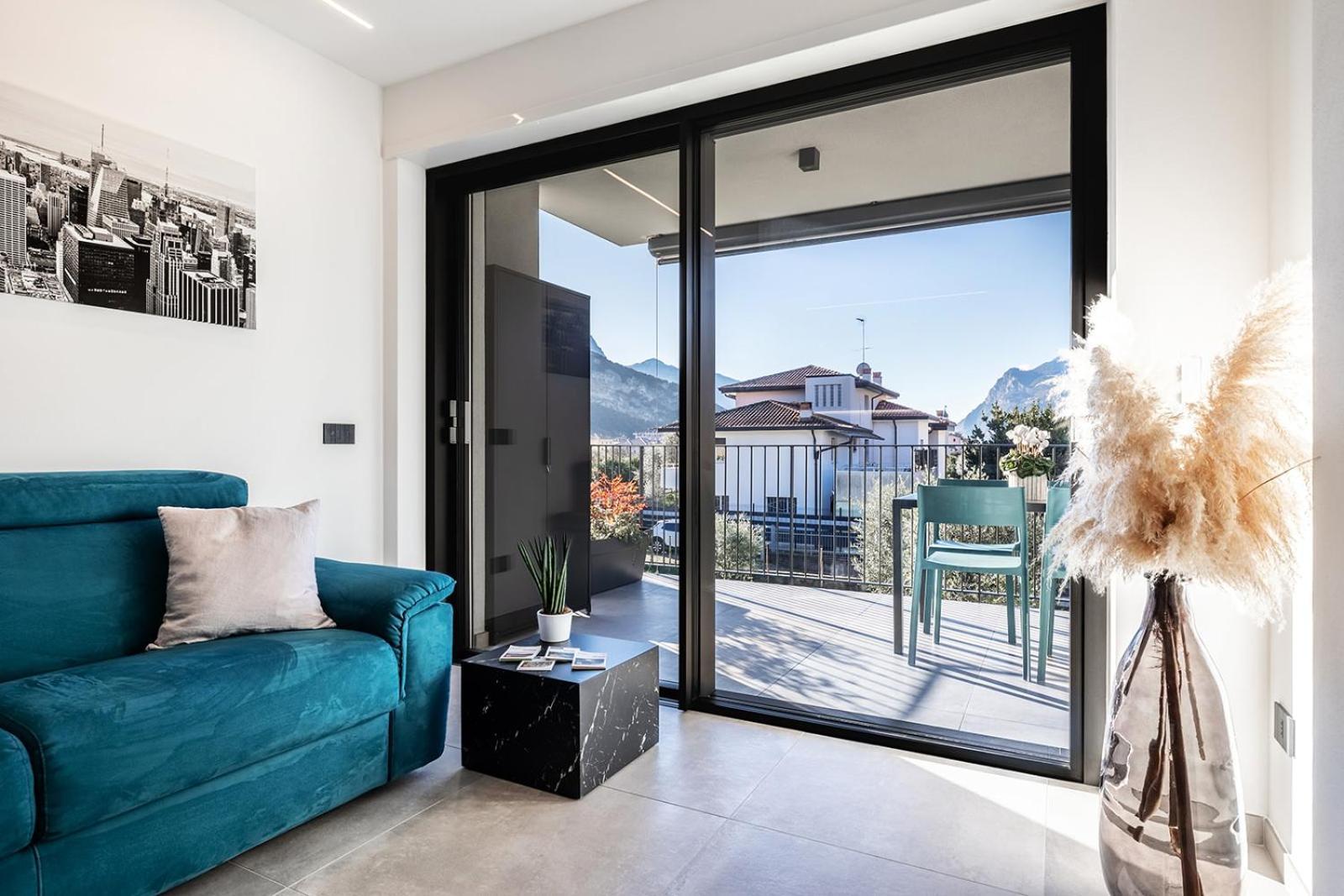 Elvy Garda Living Garden Apartment Рива дел Гарда Екстериор снимка