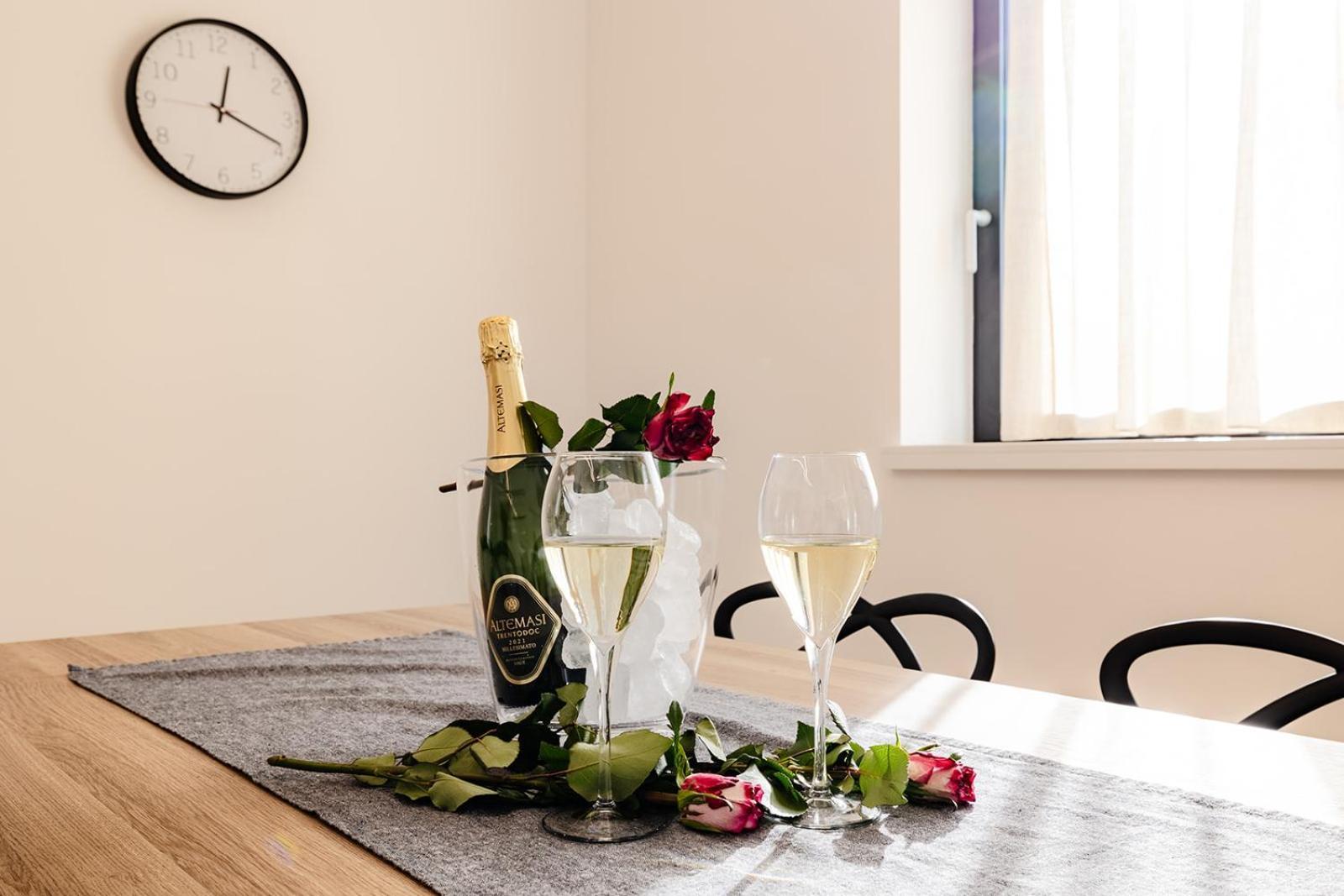 Elvy Garda Living Garden Apartment Рива дел Гарда Екстериор снимка